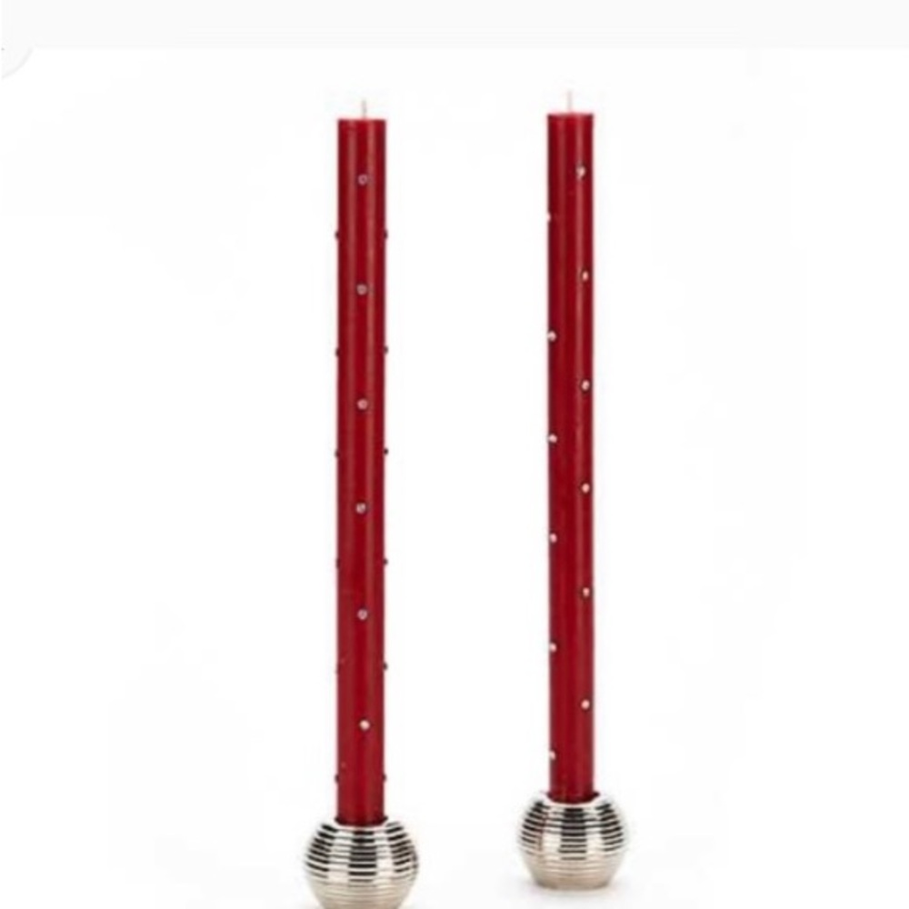 NWT MacKenzie-Childs Red tapers, dinner candles with small diamonds.Quant:2Boxed